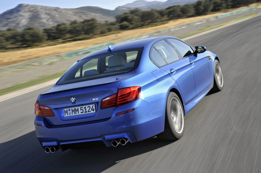  BMW M5 2011 года  (фото 128 из 344)